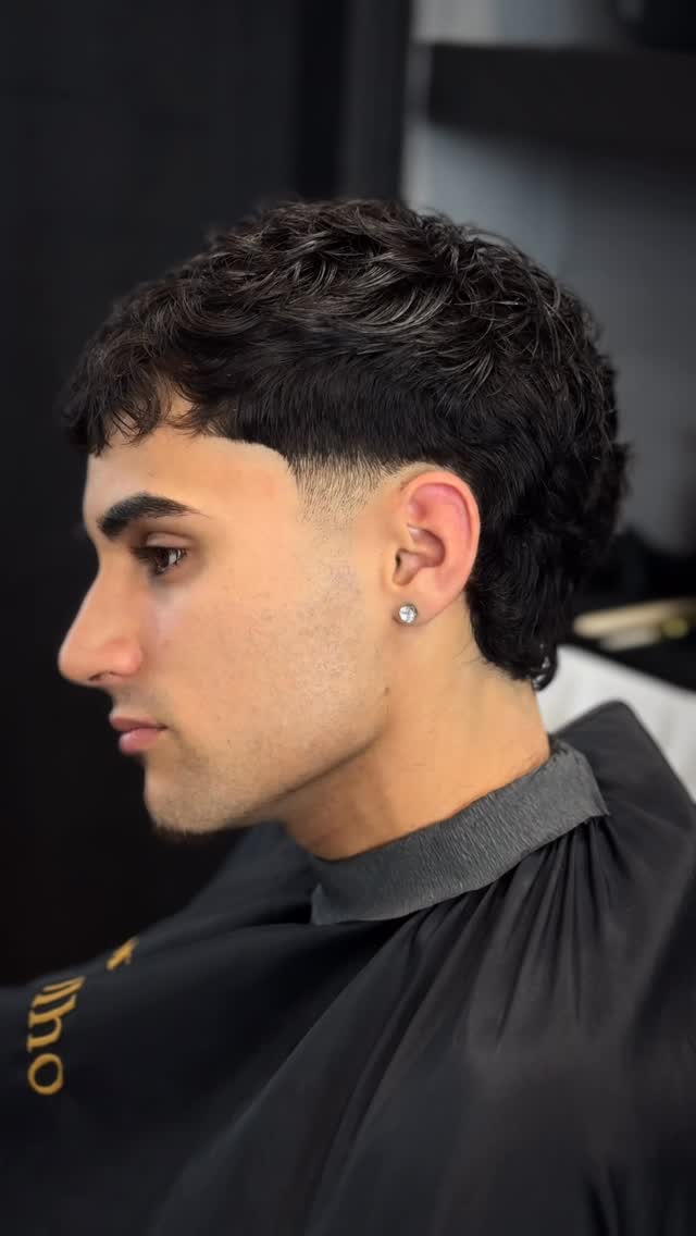 Perfil de corte com degradê baixo e linha frontal precisa
